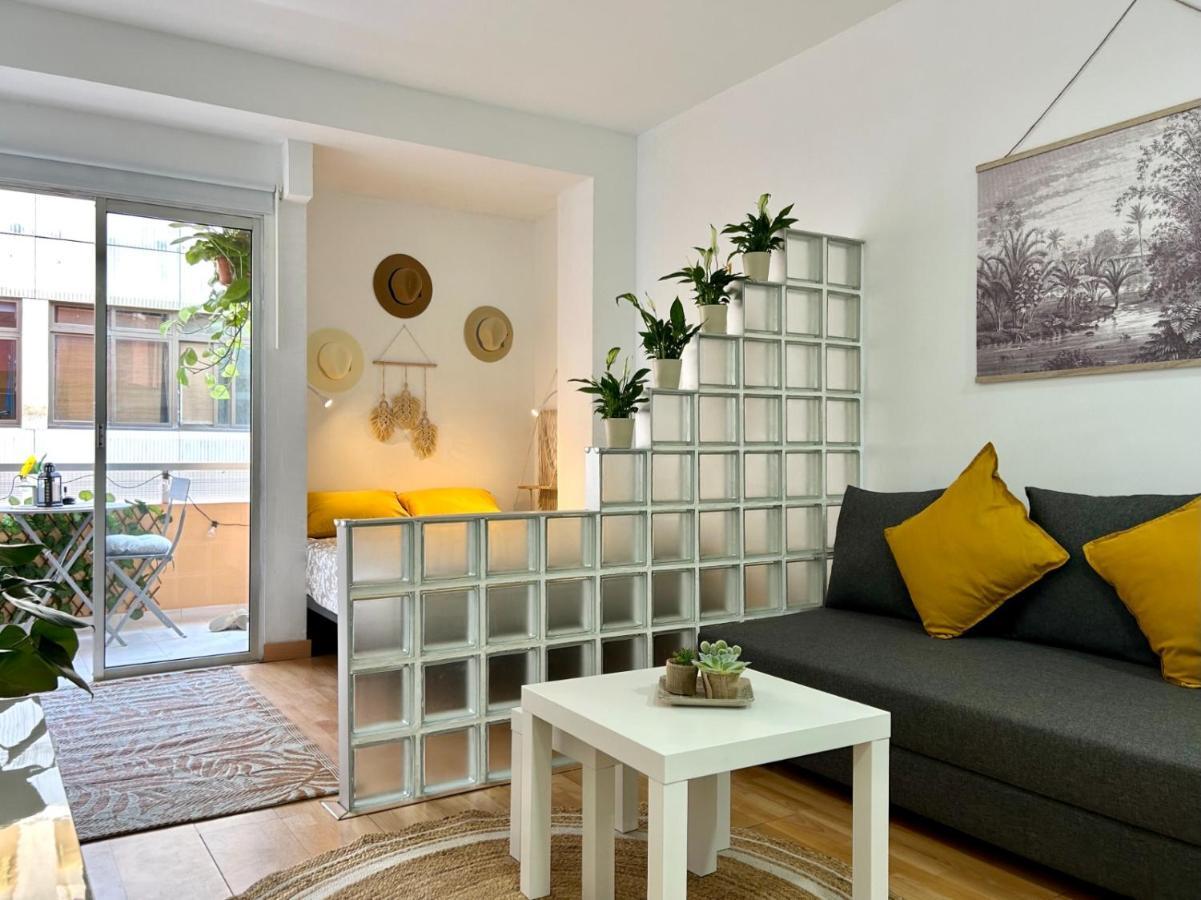 Lägenhet 2 Min Dalla Loft Terrazza Casa Gialla