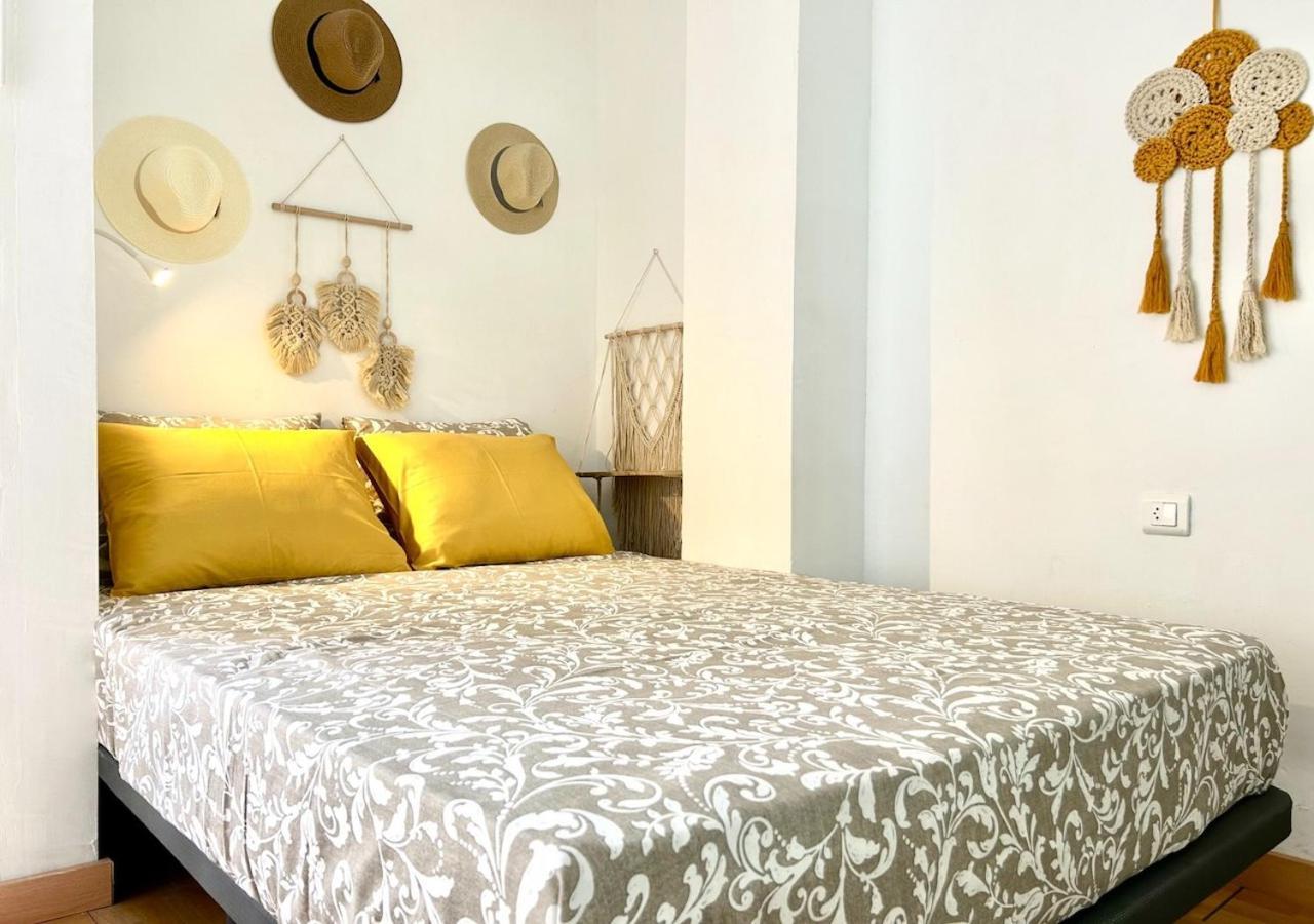 2 Min Dalla Loft Terrazza Casa Gialla Apartamento *